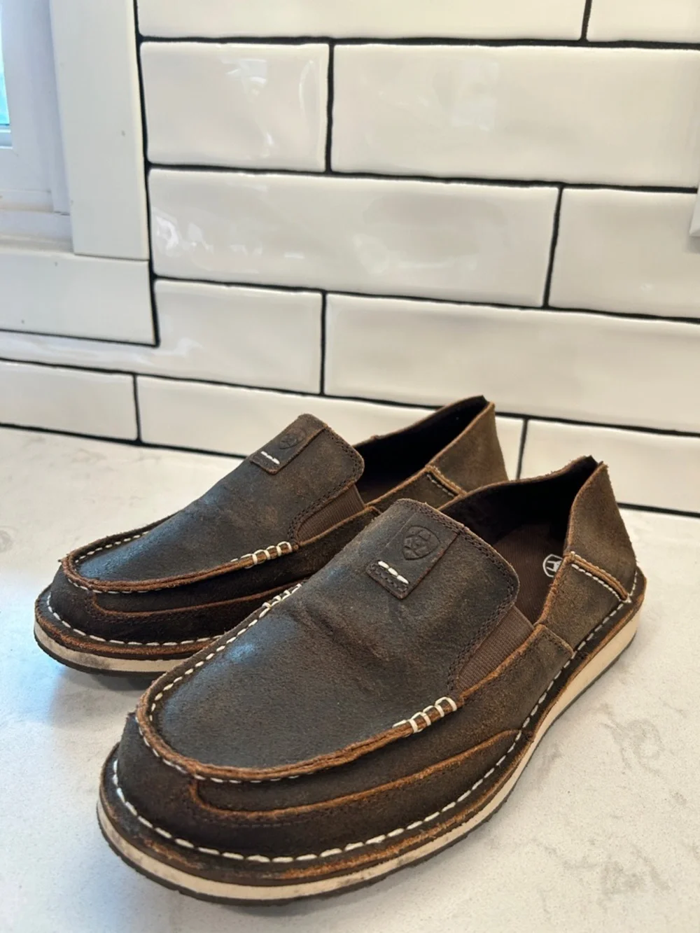 Ariat men rough